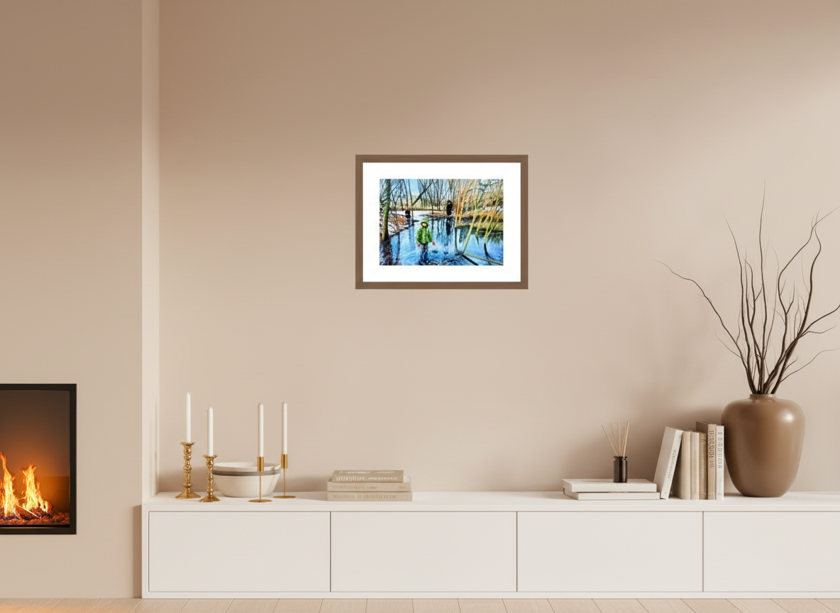 36.3 x 25 cm, PHOTO PRINT ON FUJIFLEX HIGH GLOSS -20MM WALNUT FRAME WINTER